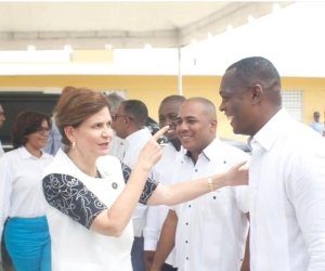 El presidente de FEDODIM participa en jornada de inauguraciones en Monte Plata.