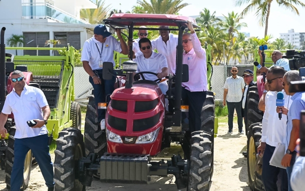 FEDODIM ACOMPA&Ntilde;A AL MINISTERIO DE TURISMO EN ENTREGA DE EQUIPOS PARA COMBATIR EL SARGAZO